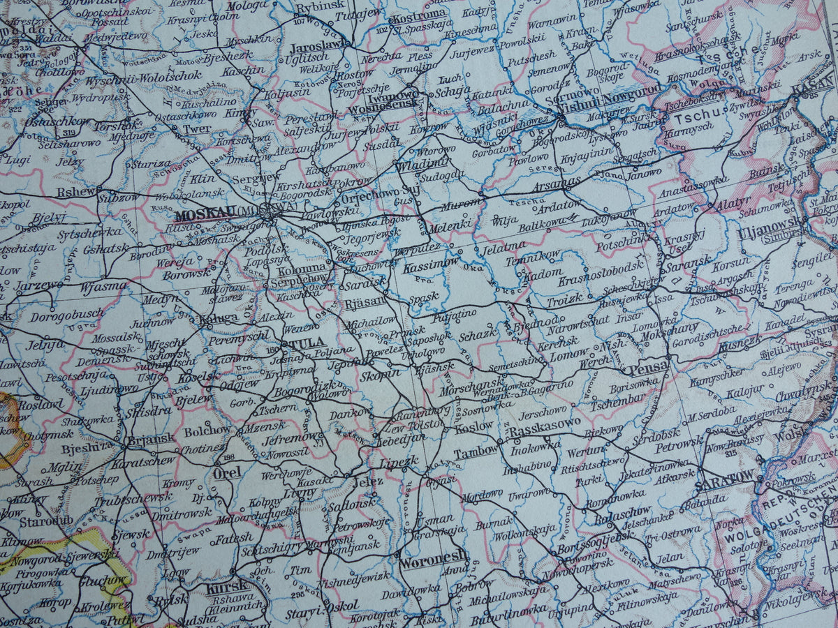 Old map of Central Russia from 1928 Vintage map