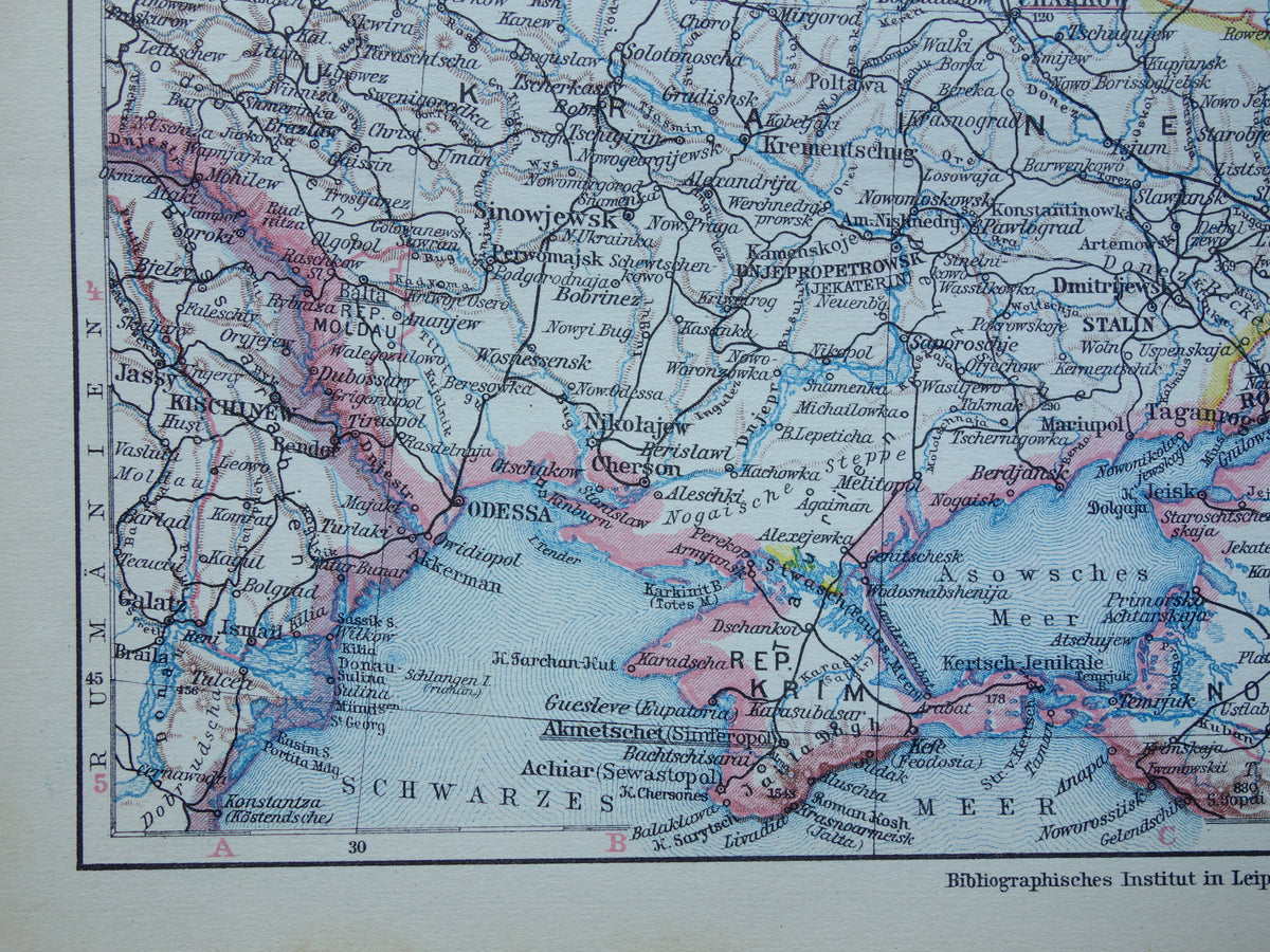 Old map of Central Russia from 1928 Vintage map