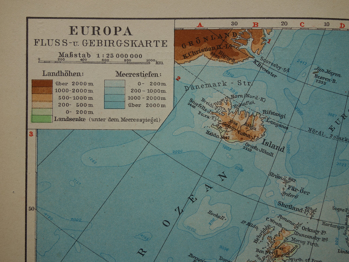 Oude hoogtekaart van Europa uit 1928 originele vintage kaart Alpen Bergen Rivieren Geologie landkaart te koop