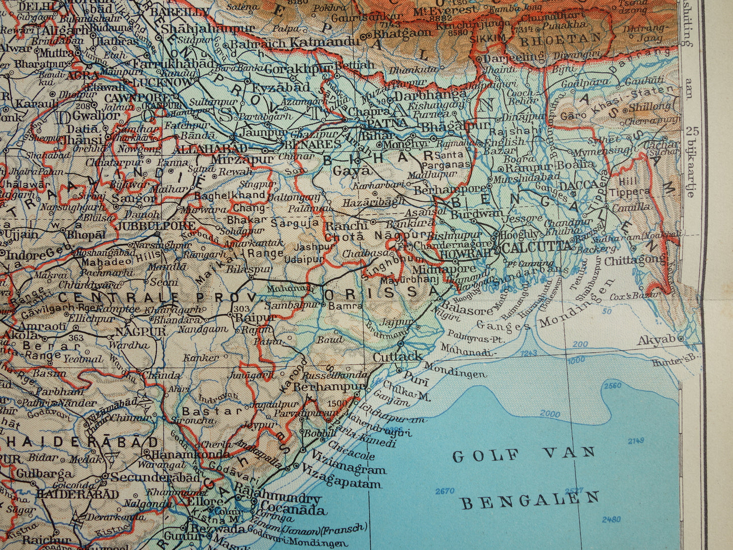 Old map of India from 1938 original vintage Dutch map of India relief map