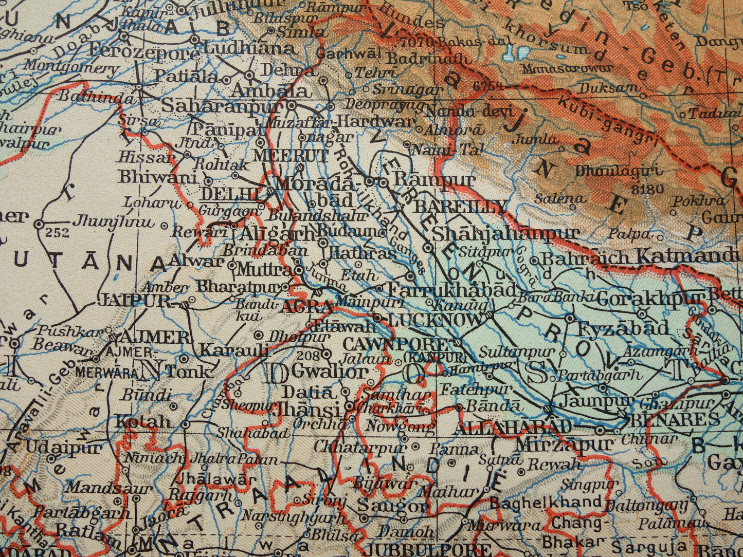 Old map of India from 1938 original vintage Dutch map of India relief map
