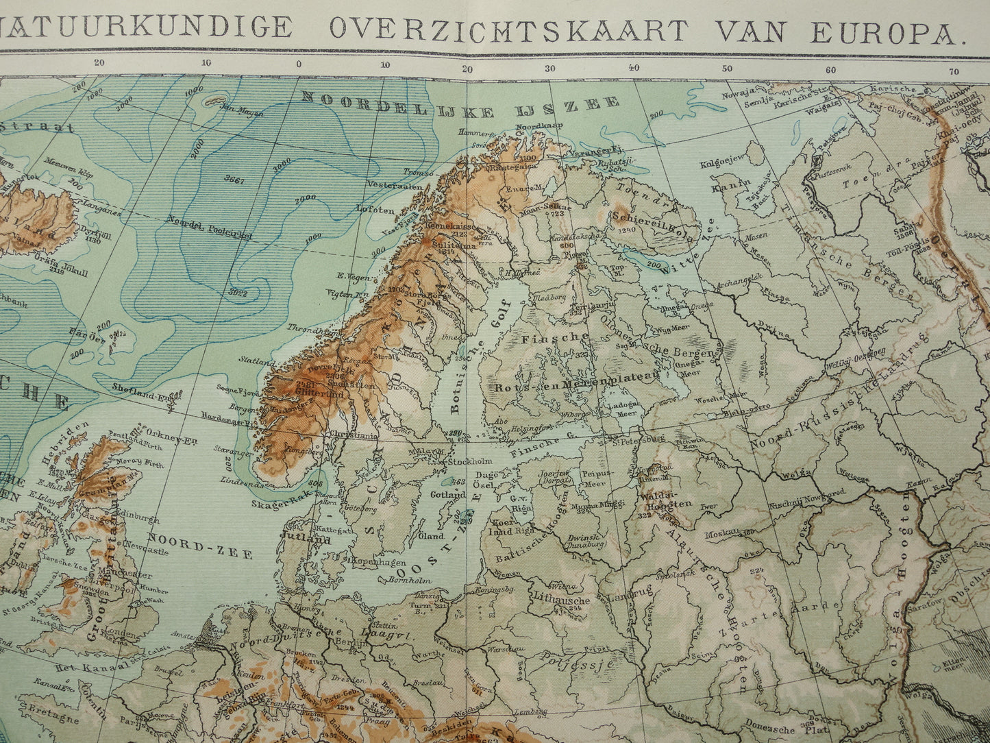 EUROPA Oude hoogtekaart van Europa uit 1916 originele Nederlandse antieke vintage kaart Bergen Rivieren Geologie landkaart