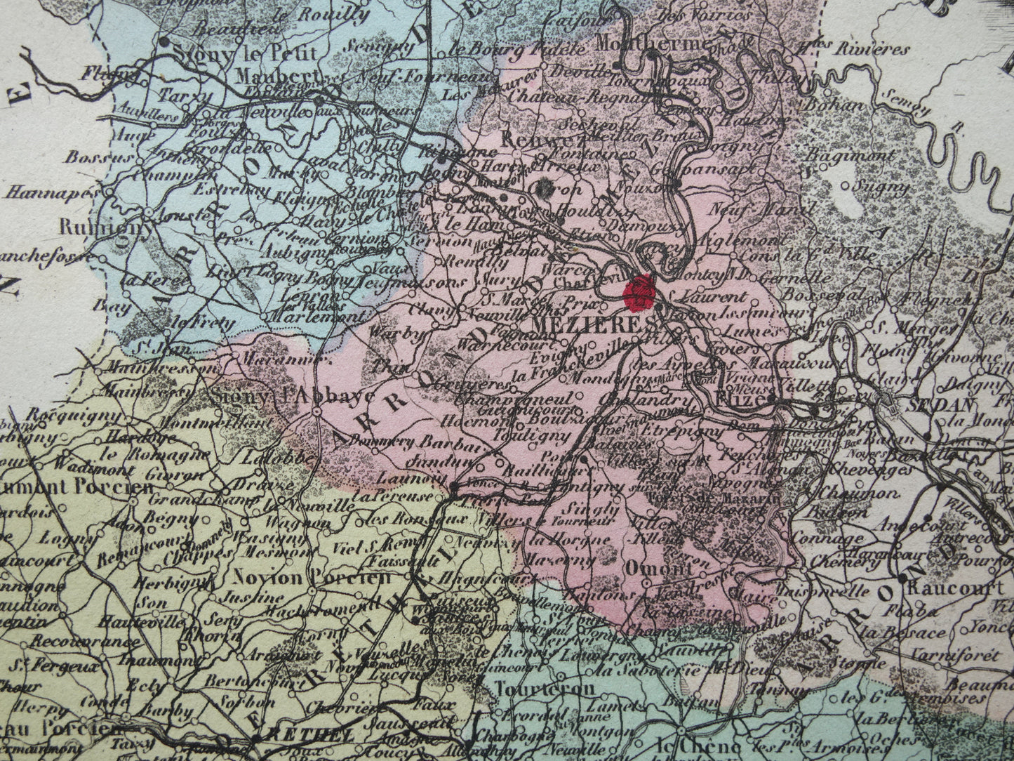 Oude kaart van Ardennes departement in Frankrijk uit 1882 originele antieke handgekleurde landkaart Charleville Mezieres Rethel Sedan Revin Ardennen