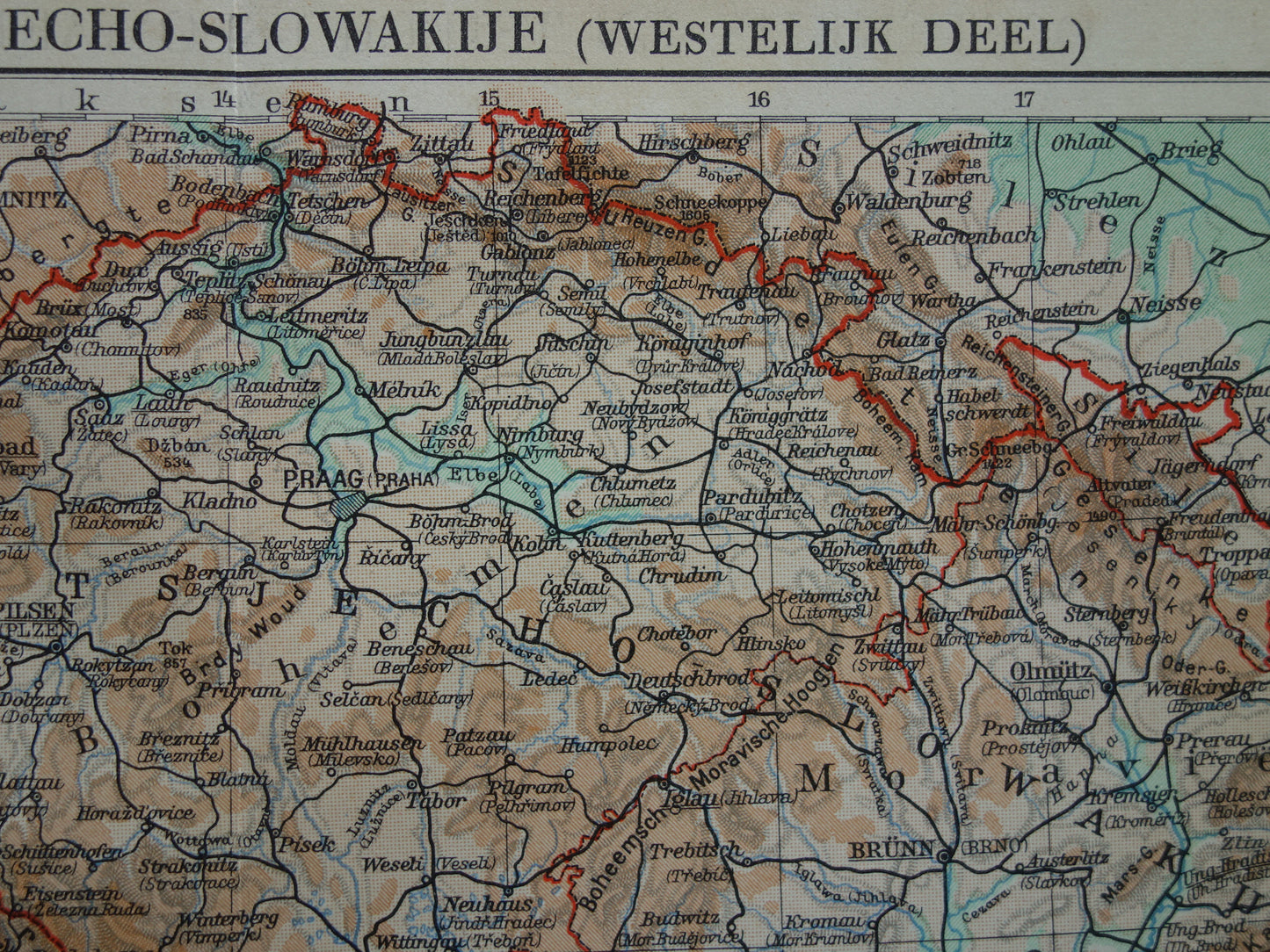 Oostenrijk en Tsjechië Oude kaart uit 1937 originele vintage Nederlanse landkaart hoogtekaart