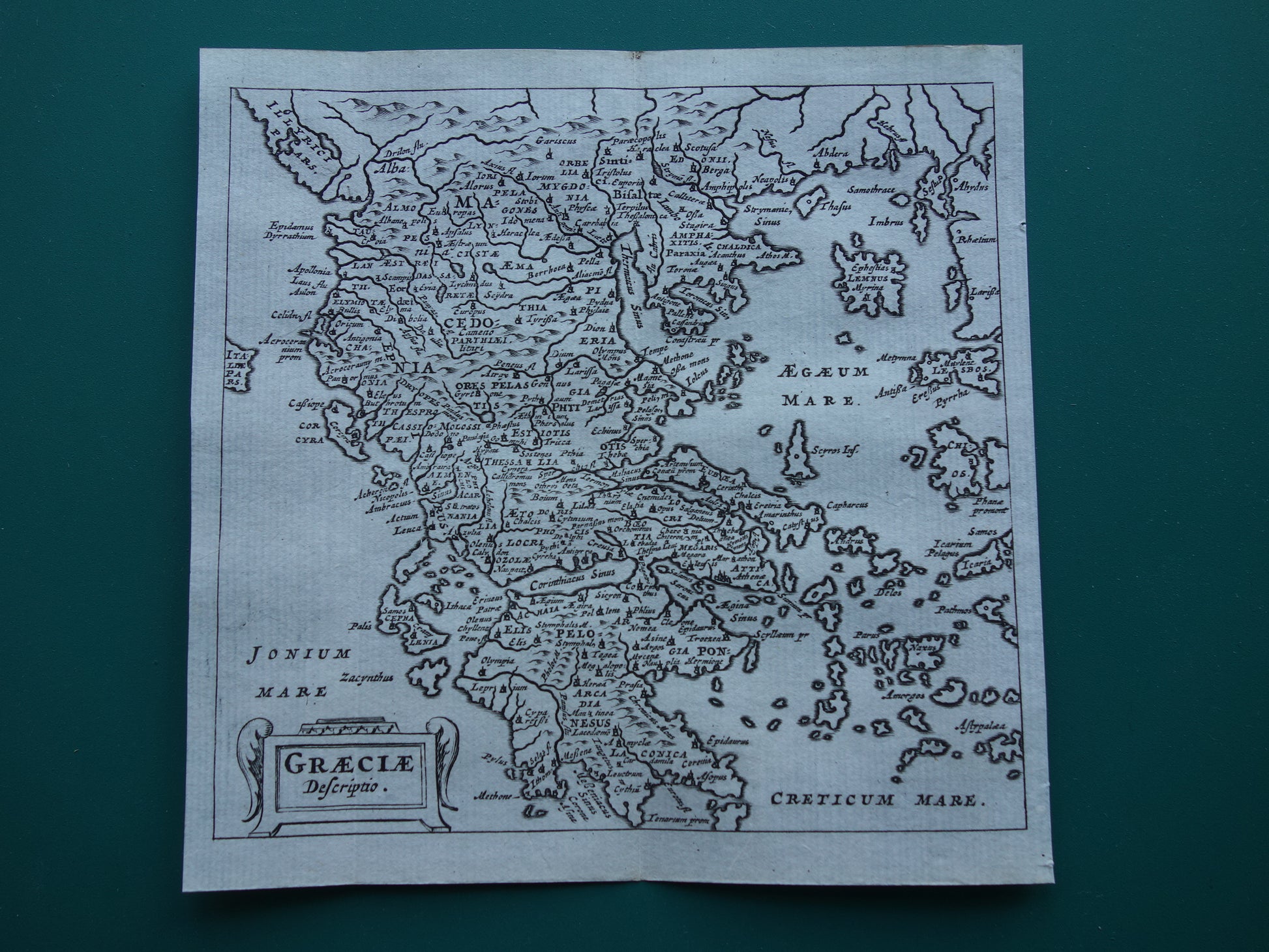 360+ jaar oude landkaart van Griekenland 1661 originele antieke kaart Griekenland klein formaat - Graeciae Descriptio Cluver