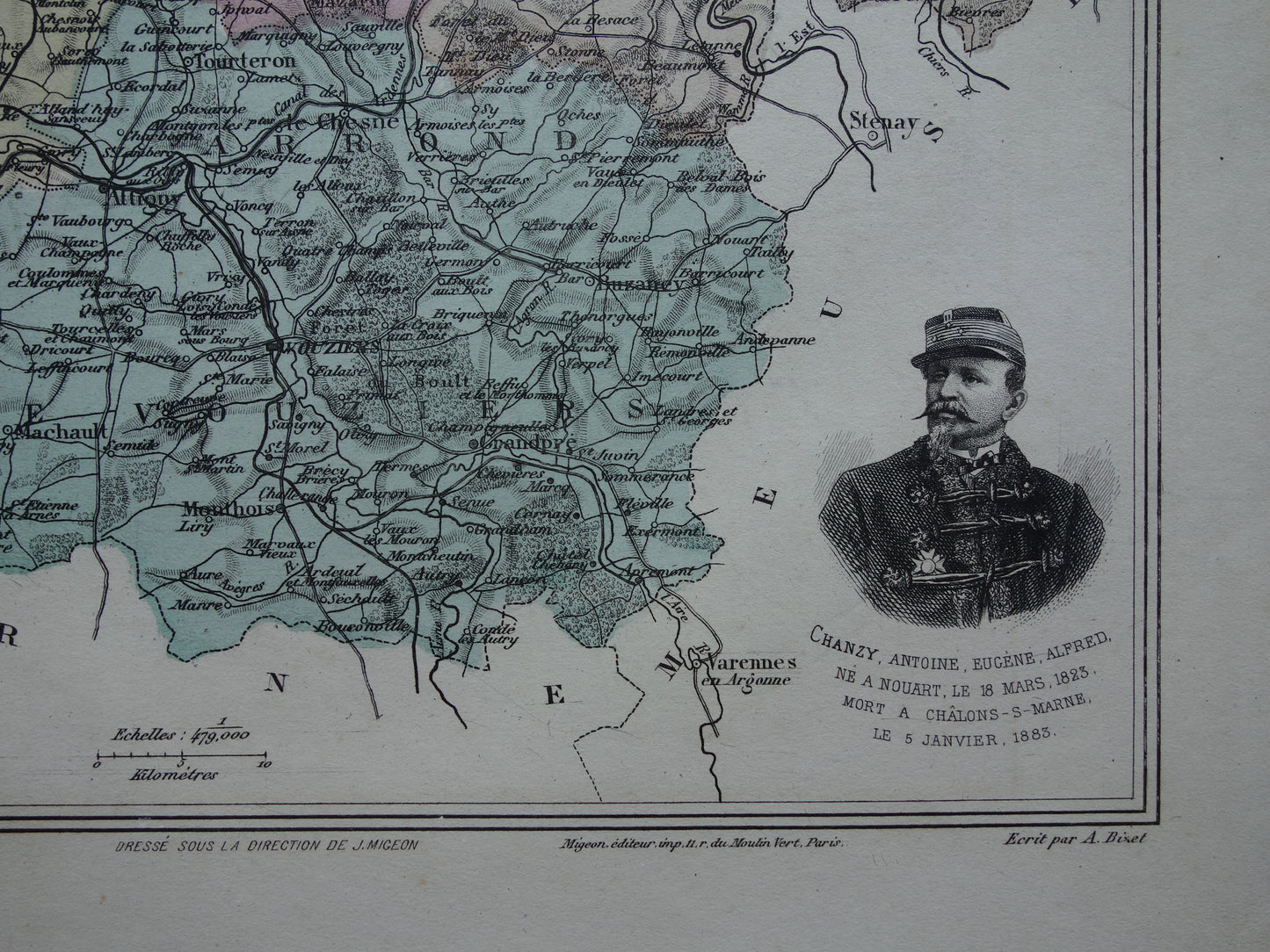 Alte Karte des Départements Ardennes in Frankreich aus dem Jahr 1886, originale antike handkolorierte Karte, Charleville, Mézières, Rethel, Sedan, Revin, Ardennes