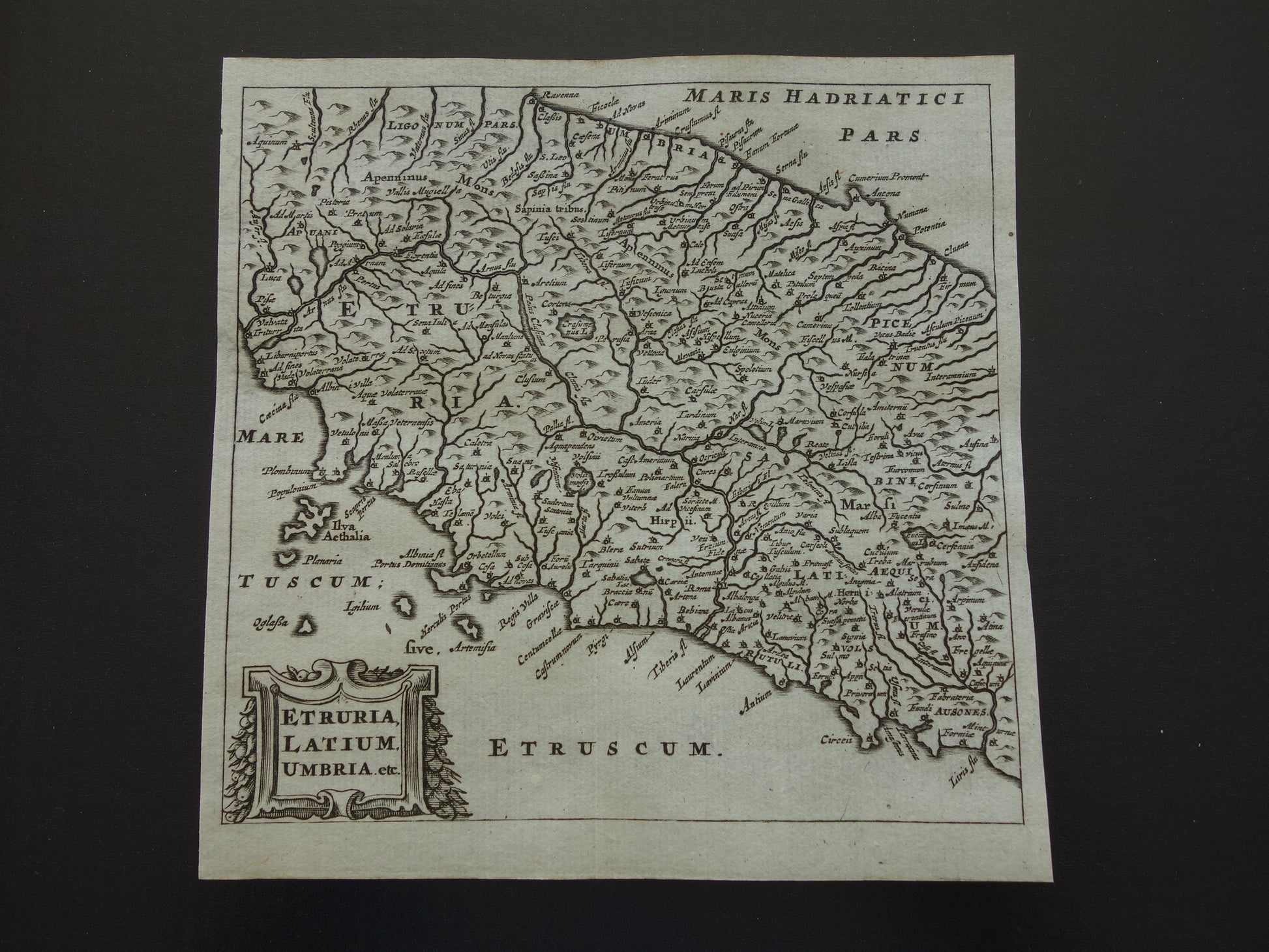 Cluver 1661 Etruria Latium Umbria map