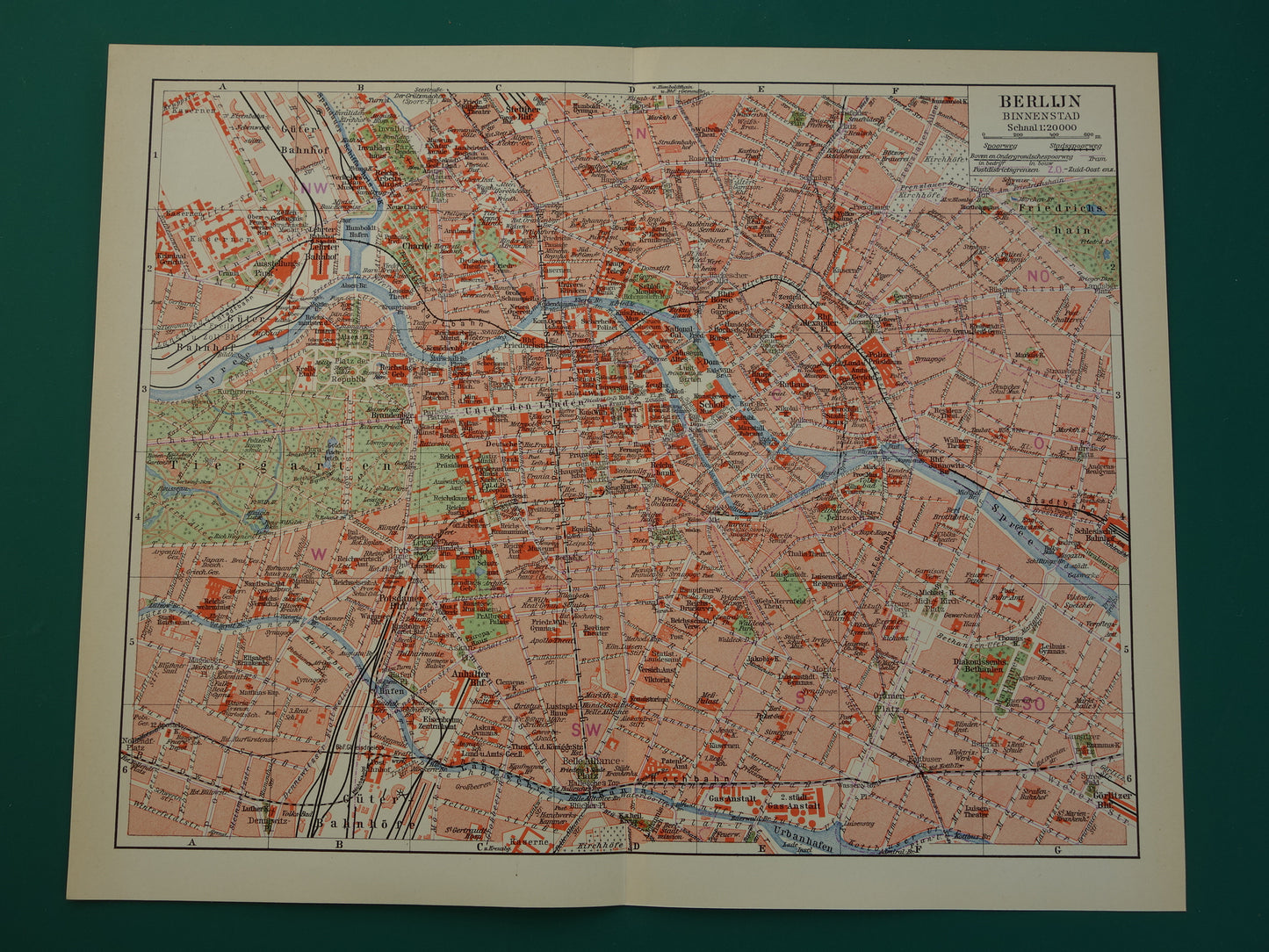 BERLIJN oude kaart van Berlijn uit 1932 originele Nederlandse vintage plattegrond