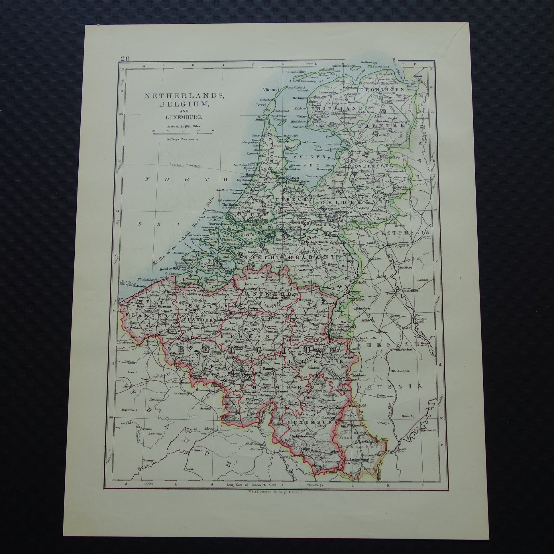 NEDERLAND en BELGIE Oude kaart van Nederland en Belgë uit 1901 originele antieke Engelse landkaart