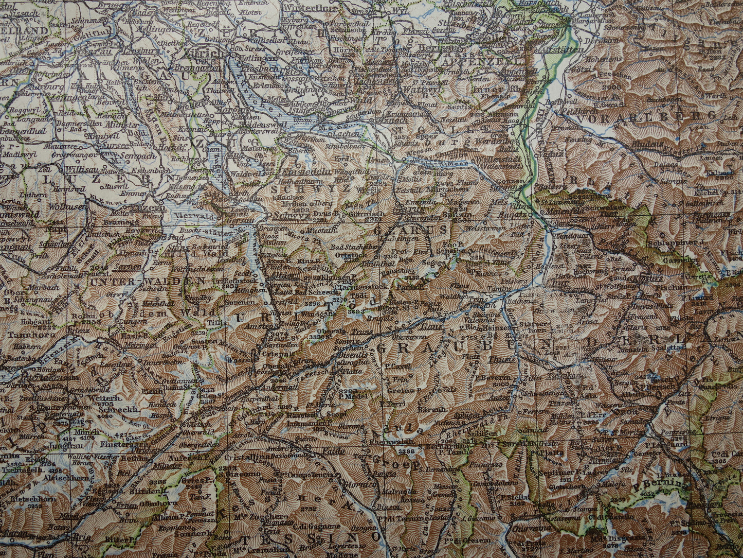 Old map of Switzerland from 1922 original Dutch vintage map