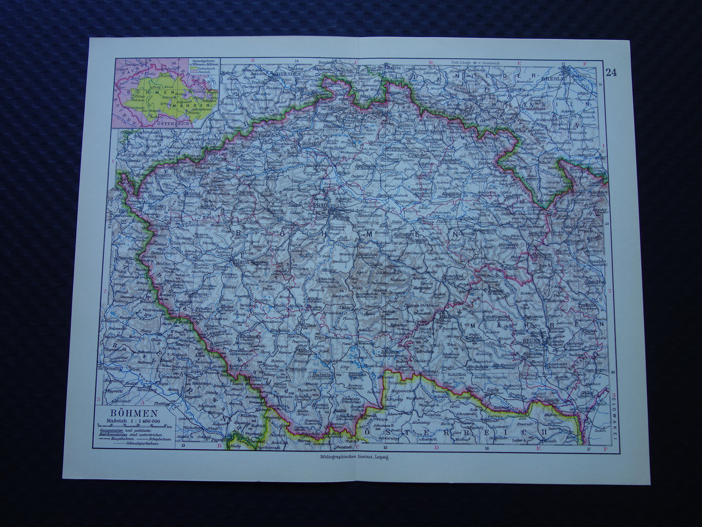 TSJECHIË oude landkaart van Tsjechië originele vintage van Bohemen en Moravië  in 1928